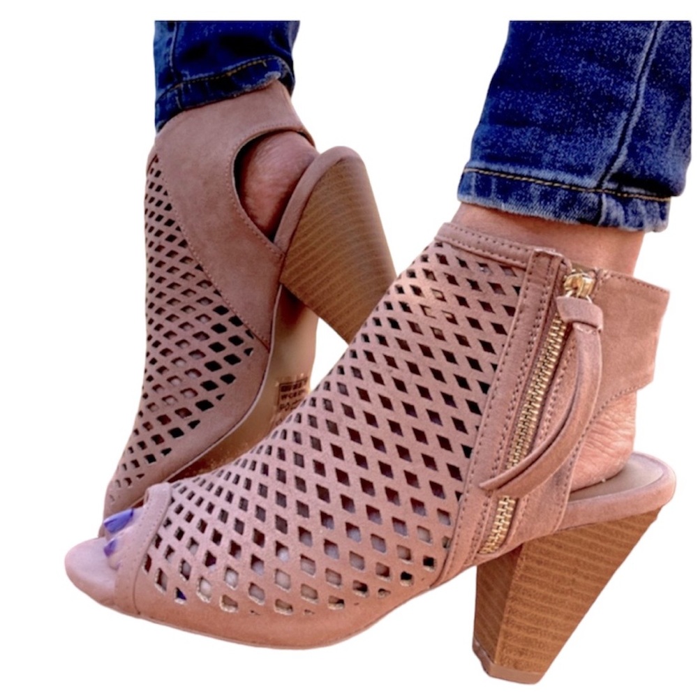 Qupid Peep Toe Baby Heel - Women's Size 10